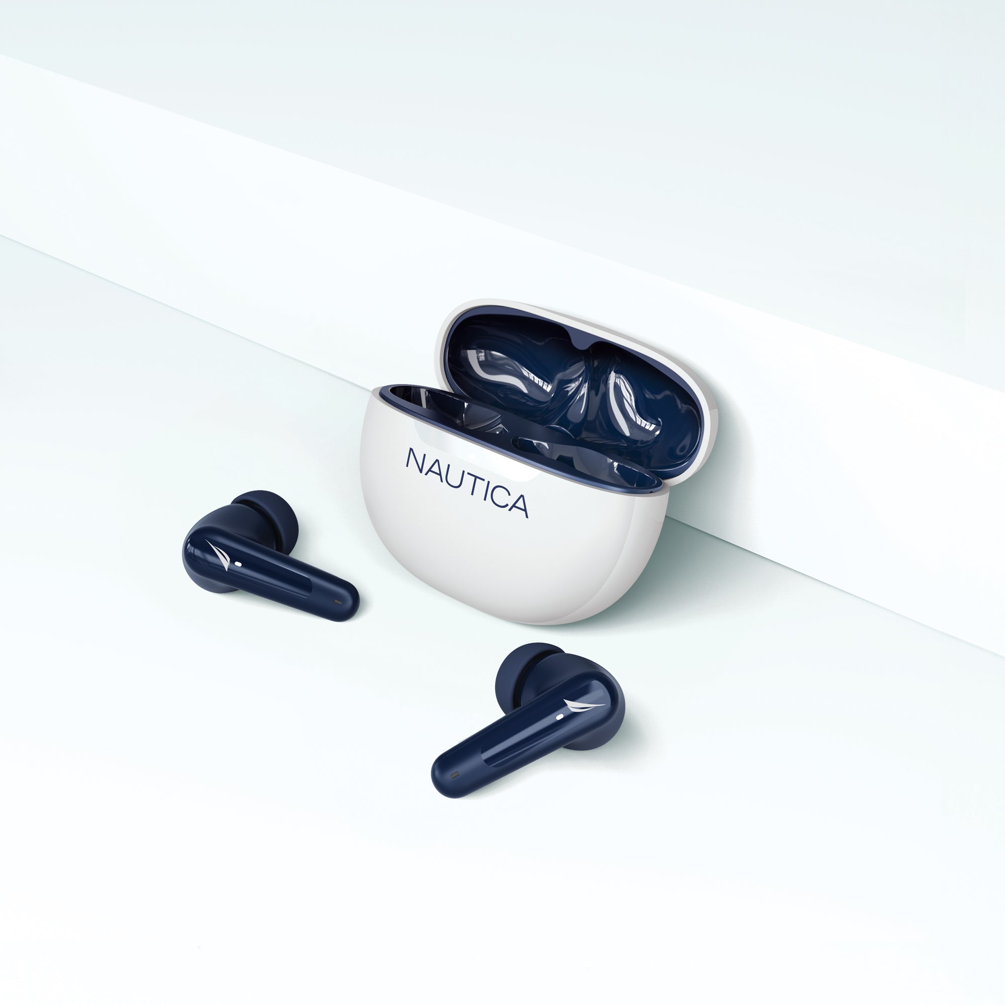 Nautica True Wireless Stereo Earbuds with Charging Case URBAN T200+